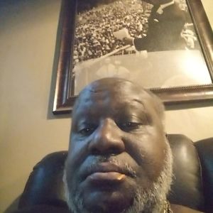 Meet your Posher, Lonnie